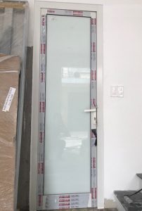 Cửa nhôm kính nhà vệ sinh